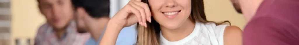 Flirtet mein Partner fremd? Das sind die Warnsignale!